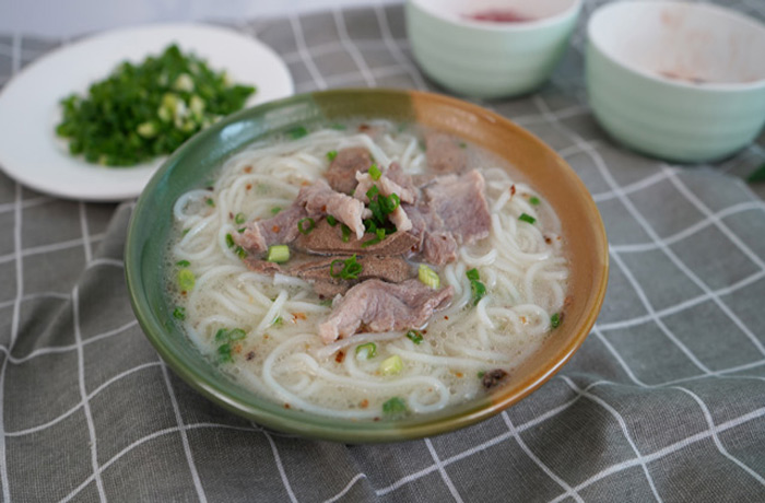 大新原味汤粉王培训